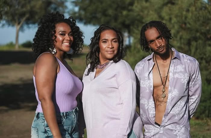 Ke'AndraGibbs (@keandragibbs) on Twitter photo Happy Birthday to <a href="/YungMcIntosh/">Kimani Tosh</a> and his beautiful gorgeous mom Tracy may God bless you both and many more blessings and years Enjoy your day KING/Queen Love yall πβ€οΈππππ«Άπ½π¦π¦ππ½ππ½ππ₯³ Happy Leo Season king /queen ππ Happy Birthday to <a href="/YungMcIntosh/">Kimani Tosh</a> and his beautiful gorgeous mom Tracy may God bless you both and many more blessings and years Enjoy your day KING/Queen Love yall πβ€οΈππππ«Άπ½π¦π¦ππ½ππ½ππ₯³ Happy Leo Season king /queen ππ