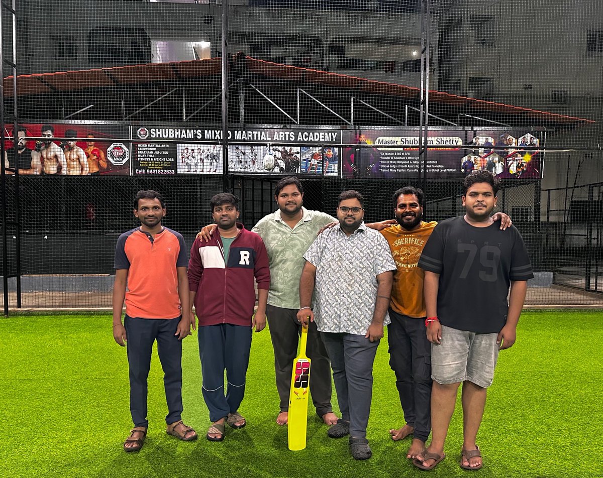 Karthik💛 (@anchor_karthik_) on Twitter photo Had a super-fun on yesterday’s mid night moments…🥳💥
<a href="/SubbarajuSiva/">Subbu</a> ~ <a href="/suryanagfan/">Surya Prashanth</a> ~ <a href="/satyaprana45/">satya pranav</a> and others… Had a super-fun on yesterday’s mid night moments…🥳💥
<a href="/SubbarajuSiva/">Subbu</a> ~ <a href="/suryanagfan/">Surya Prashanth</a> ~ <a href="/satyaprana45/">satya pranav</a> and others…