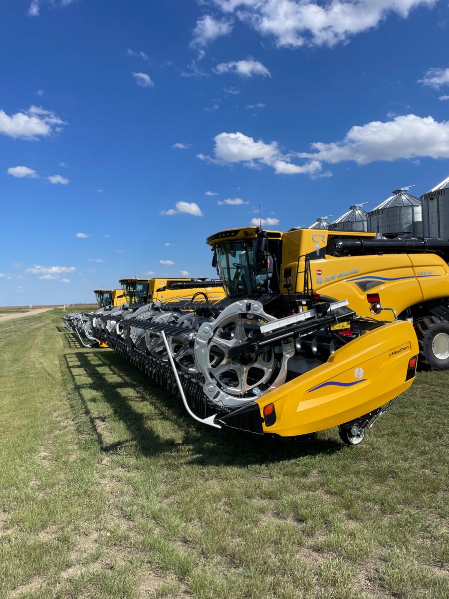 It’s time to let the <a href="/RMEHQ/">RME</a> Cr9.90 a <a href="/MacDon/">MacDon Industries</a> FD250 loose!