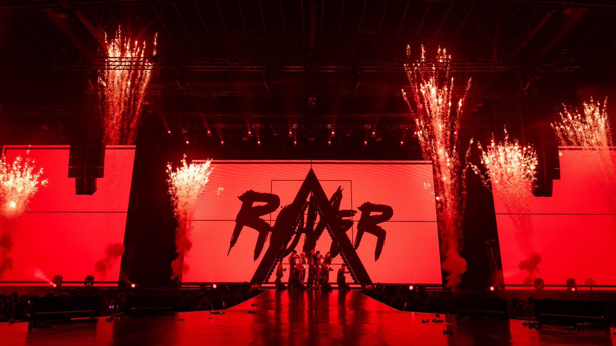 SMTOWNGLOBAL's tweet photo. 엑소 카이, 첫 솔로 투어 ‘KAION’ 亞 10개 지역 공연 성황 마무리!
로스앤젤레스 → 멕시코시티…북미 6곳 향하는 ‘월드클래스 퍼포머’

https://t.co/CTcwY1A2SM

#KAI #카이
#EXO #엑소 #weareoneEXO
#KAION #KAI_KAION
#KAI_SOLO_CONCERT_TOUR
#2025_KAI_SOLO_CONCERT_TOUR_KAION https://t.co/SFZ2Ssyhah