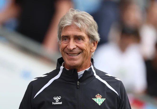 🟢 Manuel Pellegrini sobre el tipo de centrocampista que necesita el #RealBetis: “Estaba Guido, luego vino Johnny a suplirlo. Creo que nos hace falta un jugador de ese perfil, aunque siempre es importante firmar un refuerzo y no un nombre nuevo”.