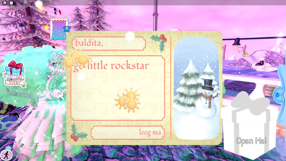 we were going thru our old pics and my friend found some of the gifts i sent her in like 2021 😭
#royalehigh #rhtc