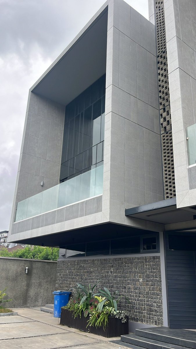 kabiyesitweets's tweet image. NANA - New Alternative Nigerian Architecture