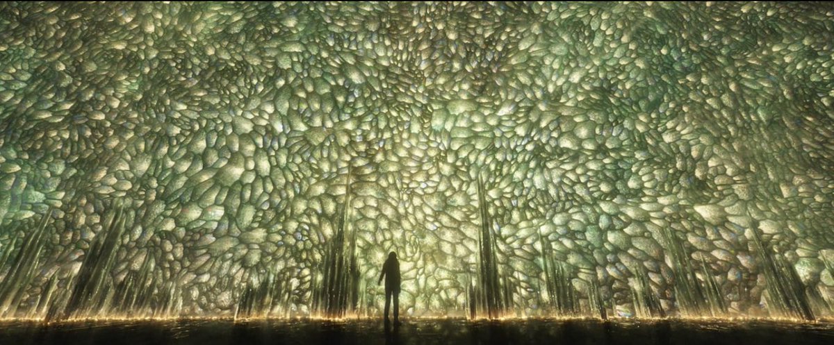 Una de las cosas que más me duelen como fan del UCM es el fracaso en taquilla de 'Eternals'. Monumental y eterna incomprendida. Una de las películas más brillantes de esta franquicia, con un apartado visual apabullante. El tiempo, espero, la colocará en el lugar que merece.