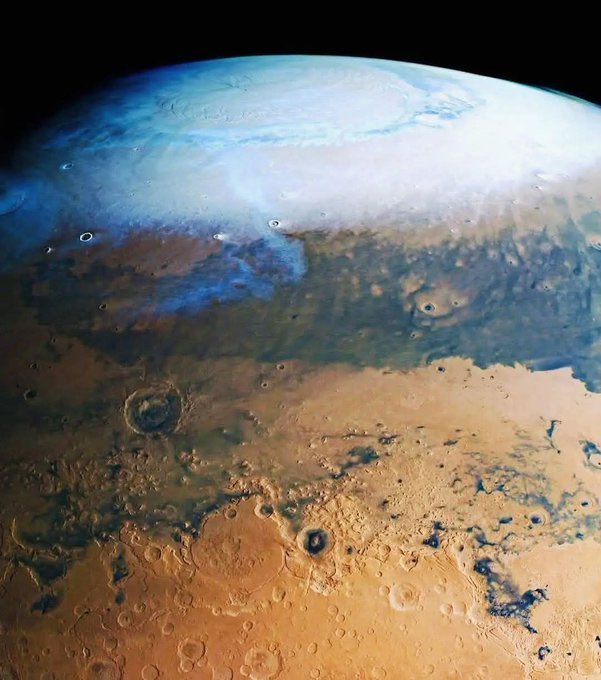 forallcurious's tweet image. The North Pole of Mars captured in unprecedented detail reveals ‘water ice’!