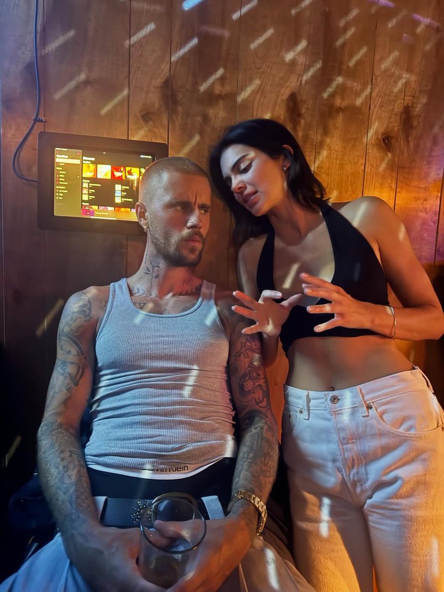 My girl telling me to buy $HYPE, knowing damn well I’m all in on $SUI.