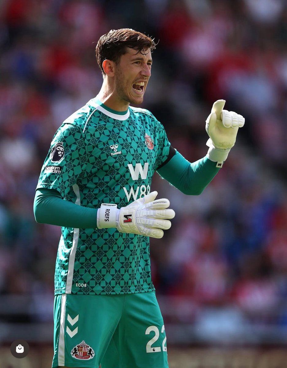 One hell of a debut yesterday.

12 saves 0 conceded.

#SAFC