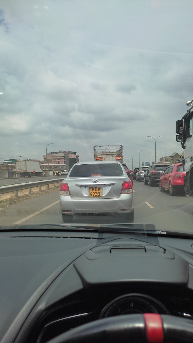 Closing Thika Road at Bypass is such an uninformed decision. Thousands of us going on our normal day should do what? <a href="/NPSOfficial_KE/">National Police Service-Kenya</a> you people lack wisdom.