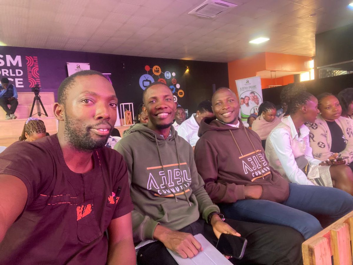 Yesterday, I joined fellow  <a href="/TrevorNoahFdn/">Trevor Noah Foundation</a> Education Changemakers to support one of our own <a href="/arinaitwehannah/">Hannah Arinaitwe</a> in the historical launch of her podcast <a href="/YoungBranded/">YOUNG & BRANDED</a> . This was no ordinary launch, it was a bold statement and reminder to start EARLY! 
Congs Hannah 🎊