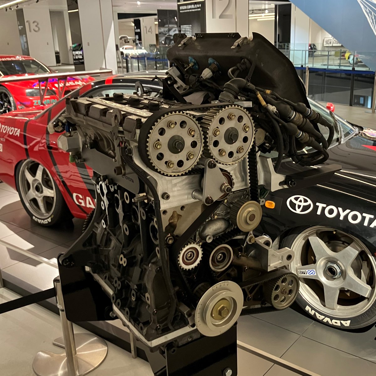 JTCCコロナエクシヴ 秘蔵のレーシングエンジン 公開中// 1994年から98