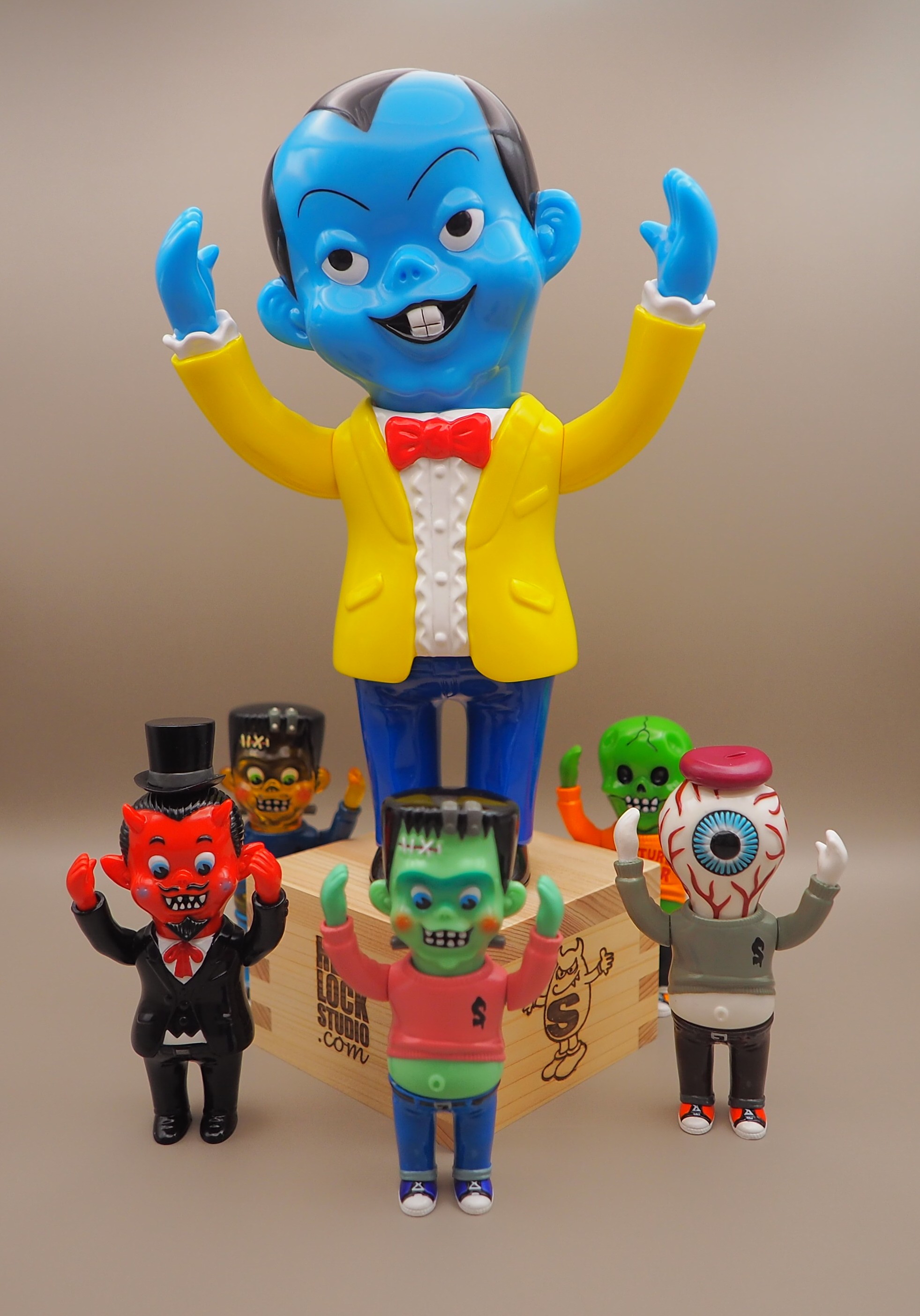 ヘッドロックスタジオ HEADLOCKSTUDIO ヘッドロックスタジオ 【公式通販】