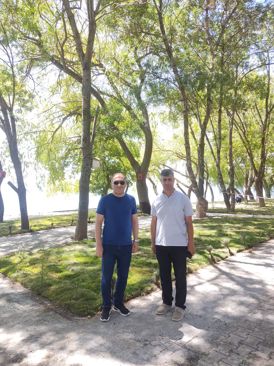 Ahlat İlçe Milli Eğitim (@ahlatilce) on Twitter photo Ahlat Uygulama Oteli’nde Yenilikler Devam Ediyor
📌 Bitlis İl Millî Eğitim Müdürümüz Sn <a href="/kayavedat7580/">Vedat Kaya</a> ve İlçe Millî Eğitim Müdürümüz Sn <a href="/rafetakgn1/">rafet akgün🟢🇹🇷</a> Uygulama Oteli bahçesinde yapılan peyzaj çalışmalarını yerinde inceledi <a href="/tcmeb/">Millî Eğitim Bakanlığı</a> <a href="/Yusuf__Tekin/">Yusuf Tekin</a> <a href="/ahmetkarakaya37/">Ahmet Karakaya</a> <a href="/batuhan__bingol/">Batuhan Bingöl</a> Ahlat Uygulama Oteli’nde Yenilikler Devam Ediyor
📌 Bitlis İl Millî Eğitim Müdürümüz Sn <a href="/kayavedat7580/">Vedat Kaya</a> ve İlçe Millî Eğitim Müdürümüz Sn <a href="/rafetakgn1/">rafet akgün🟢🇹🇷</a> Uygulama Oteli bahçesinde yapılan peyzaj çalışmalarını yerinde inceledi <a href="/tcmeb/">Millî Eğitim Bakanlığı</a> <a href="/Yusuf__Tekin/">Yusuf Tekin</a> <a href="/ahmetkarakaya37/">Ahmet Karakaya</a> <a href="/batuhan__bingol/">Batuhan Bingöl</a>