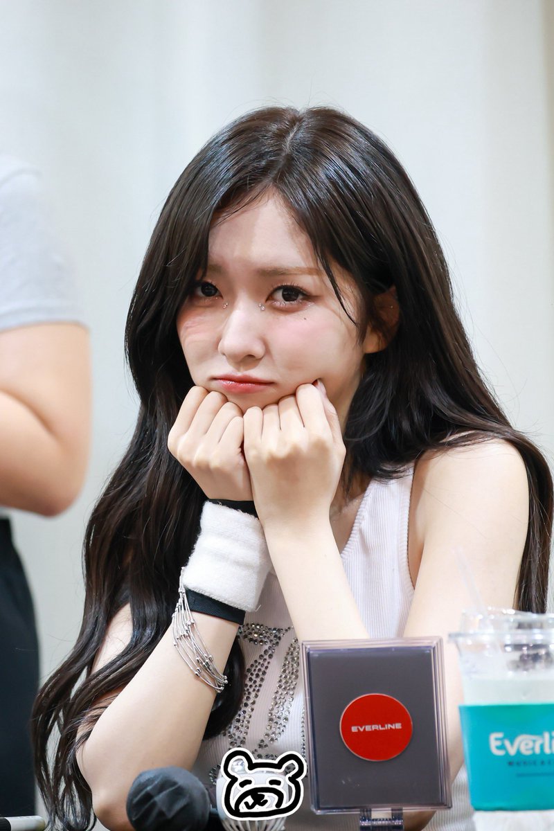 For_MADEIN's tweet image. 250817

ㅡ3ㅡ 

#메이딘 #MADEIN  #미유