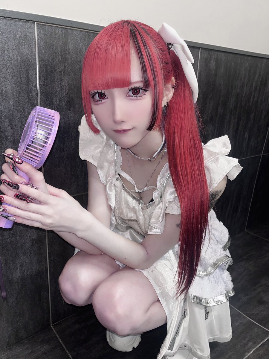 akainokarin's tweet photo. また君に 会える理由ずっと探してるんだ https://t.co/8pTL2diMtY