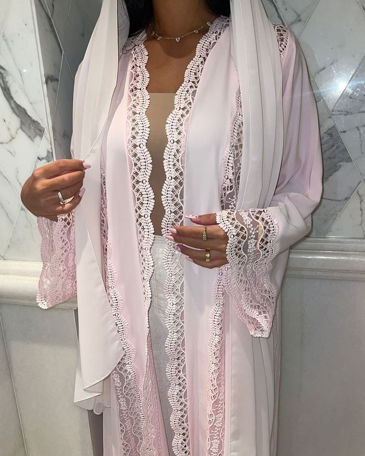 أشتاق إليك في كل لحظة
وأفكر فيك في كل ثانية

#مساء_الخير