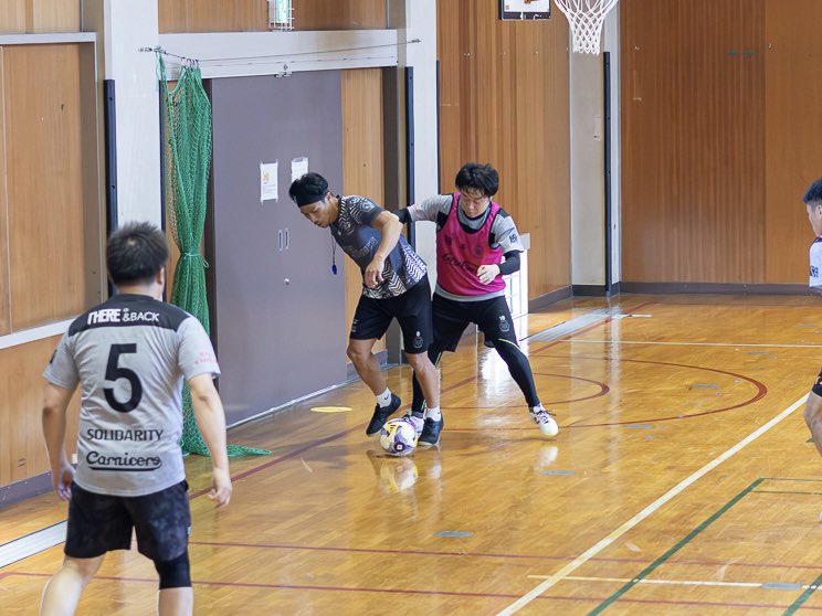 nobu_mochizuki's tweet photo. Wrapping up summer break with training at futsal team Carnicero ⚽️
夏休み最終日。
Carniceroでのトレーニング ⚽️
#Carnicero
#Stactica https://t.co/pd1oOtxd6e