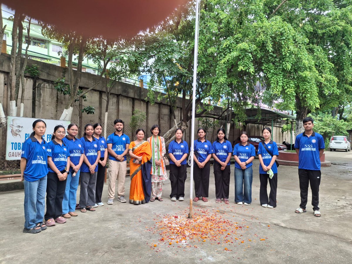 NSS_GCC's tweet photo. Celebrating the spirit of freedom 🇮🇳 NSS volunteers of Gauhati Commerce College proudly observed Independence Day as our Principal hoisted the Tricolour with honor and pride. Jai Hind!

#IndependenceDay #Freedom75 #NSS #GauhatiCommerceCollege #ProudToBeIndian https://t.co/wmrktVAkPw