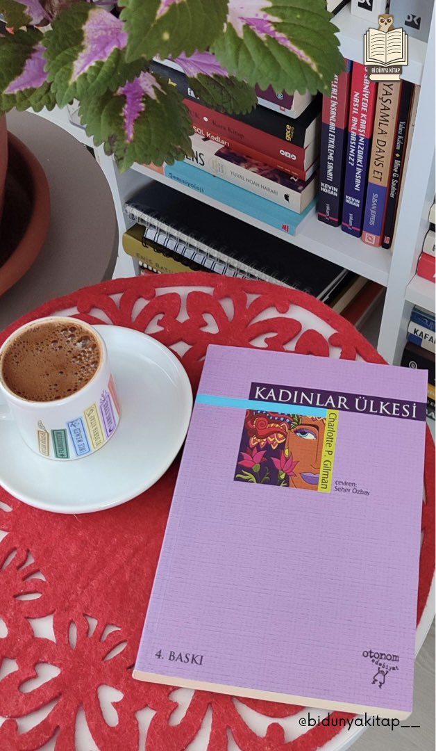 '' Bütün bu kusursuzluğun içinde bir kusur arıyorum. ''
Sizden Gelenler 📸
📸 Merve BOZKURT
📸 Müberra İ. ELMAS
📸 Esra K.KARAKURT
📸 Demet ÇOKÇEKEN
#charlotteperkinsgirman #kadinlarulkesi #bidunyakitap #haftanınkitabı #sunum #söyleşi #kitap #Edebiyat