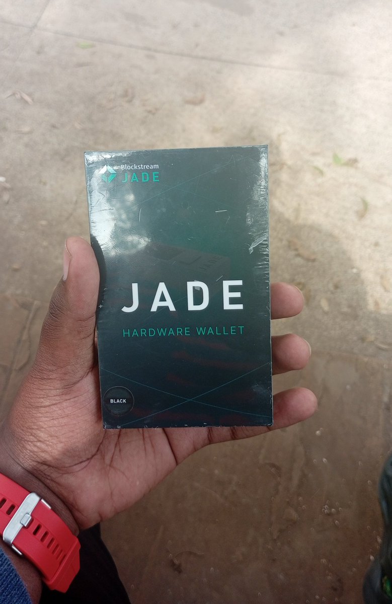 desmond95506's tweet photo. Decentralization begins with custody 🔥⚡
Jade in hand , custody is claimed👌🧡
Thanks to @MutongaNakamoto @btcnairobi ,@Blockstream @MyFirstBitcoin_ https://t.co/L6sfHU3daG