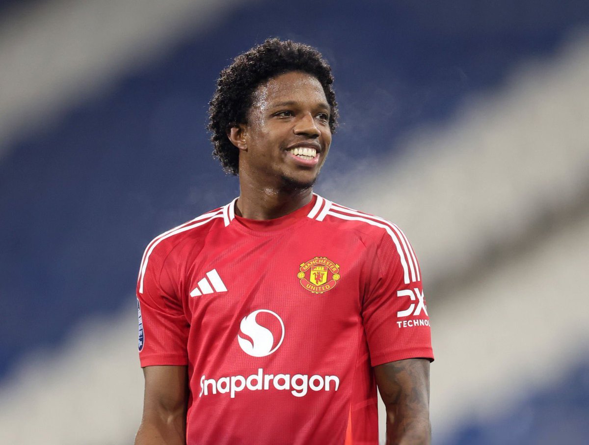 🚨 During talks with Manchester United for Jadon Sancho, AS Roma also asked for Malacia deal conditions.

Tyrell Malacia is keen on the move; Besiktas also interested in him.

[<a href="/FabrizioRomano/">Fabrizio Romano</a>]

#MUFC