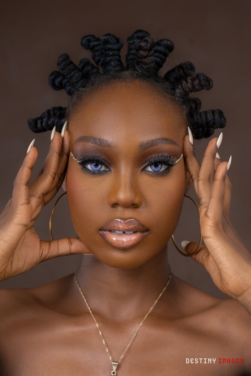 destiny_imagess's tweet photo. Shot and retouched by me.
Clean, natural edits that keep the skin real โ no overdo. โจ
Looking for someone to handle your portraits or retouching professionally?
๐Based in Akure | ๐ฒ DM / WhatsApp
#OpenForGigs
#Retouching #PhotoRetouch #Photography
#NaijaCreatives #Creatives https://t.co/ysobZnR0OH