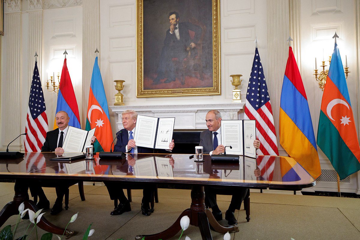 MFA of Armenia🇦🇲 (@mfaofarmenia) on Twitter photo ⤵️ In case you missed the JOINT DECLARATION, singed during the trilateral meeting of ARM PM <a href="/NikolPashinyan/">Nikol Pashinyan</a>, <a href="/presidentaz/">Ilham Aliyev</a> & US President <a href="/realDonaldTrump/">Donald J. Trump</a> at <a href="/WhiteHouse/">The White House</a> last week:
💬 “We & President Donald J. Trump witnessed the initialing of the agreed upon text of the ⤵️ In case you missed the JOINT DECLARATION, singed during the trilateral meeting of ARM PM <a href="/NikolPashinyan/">Nikol Pashinyan</a>, <a href="/presidentaz/">Ilham Aliyev</a> & US President <a href="/realDonaldTrump/">Donald J. Trump</a> at <a href="/WhiteHouse/">The White House</a> last week:
💬 “We & President Donald J. Trump witnessed the initialing of the agreed upon text of the