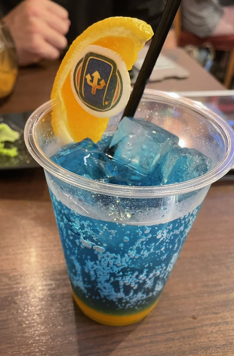 _totorue's tweet photo. ルイーダの酒場なう https://t.co/lfyS7PQrh7