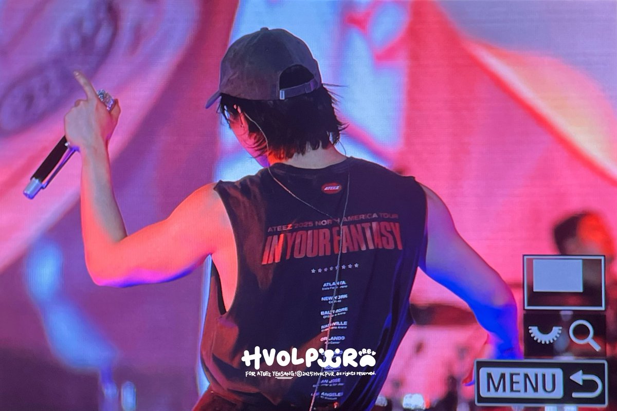 hvolpur_ys's tweet photo. 250816 알링턴 Arlington pre

스물여섯은 딱 노는게 좋은 나이구만🥸

#ATEEZinArlington
#여상 #YEOSANG #ヨサン 
#에이티즈 #ATEEZ #エイティーズ https://t.co/89dCFDi4wI