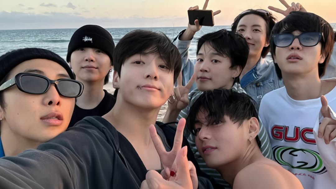 🪭SUGACHEEKS⁷🪭⊙⊝⊜ HoldingYoongishand tweet media