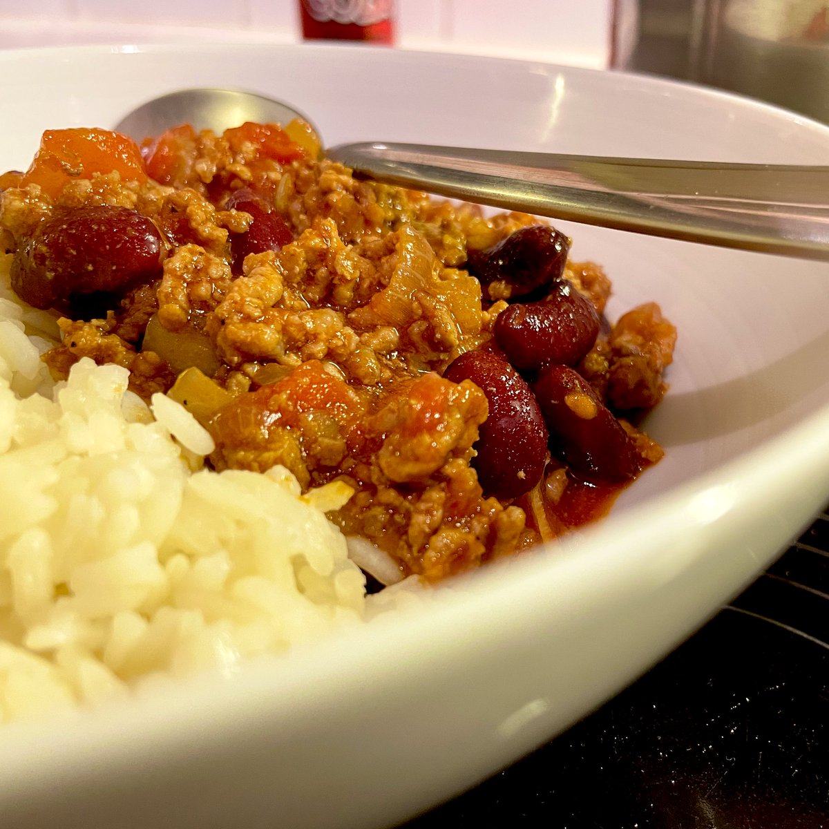 JayGuevara82's tweet photo. #Chili ‚n #Rice
#Dinner #HelsKitchen #FoodPorn #ChiliPorn #RicePorn https://t.co/EmUtdYq3hE