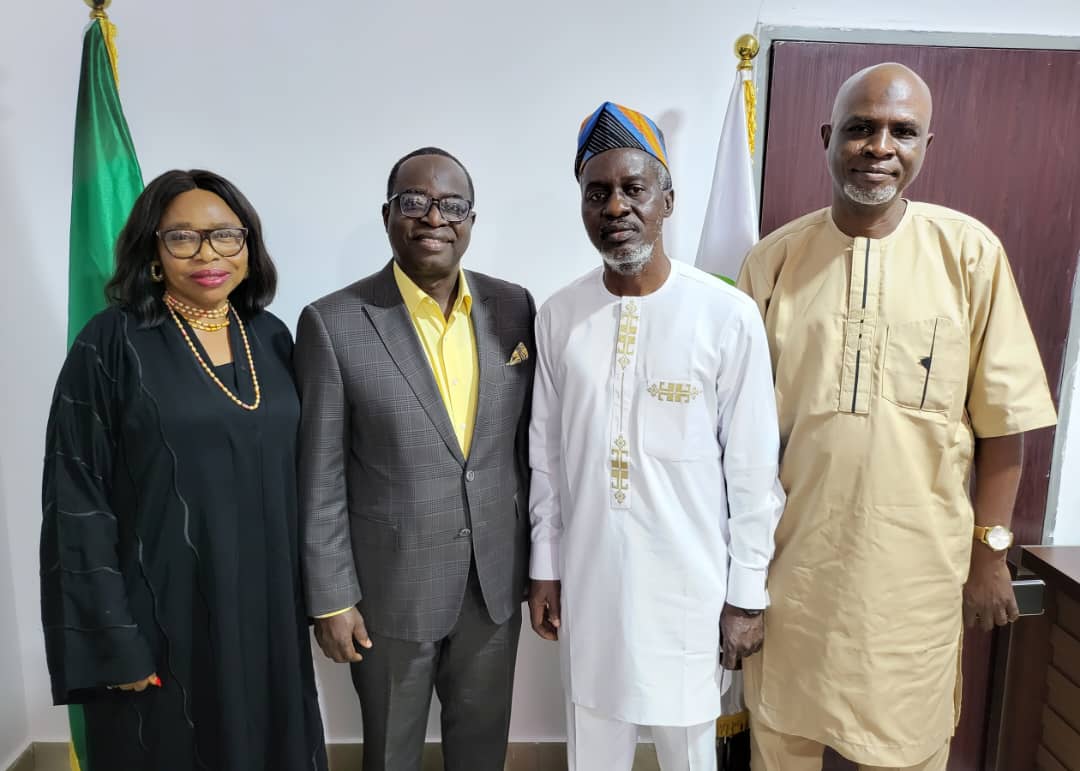 PRESS STATEMENT

FCC WILL ORGANISE A SENSITIZATION WORKSHOP FOR NEWLY ESTABLISHED FEDERAL AGENCIES - HON. OLADELE
facebook.com/share/p/1BBwSt…