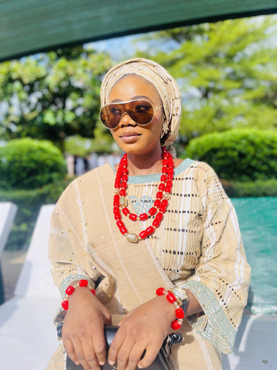 Iyalode of Ahmadu Bello University 🥺
At the ABU SRC CULTURAL CARNIVAL
Kwara state no dey carry last🤭