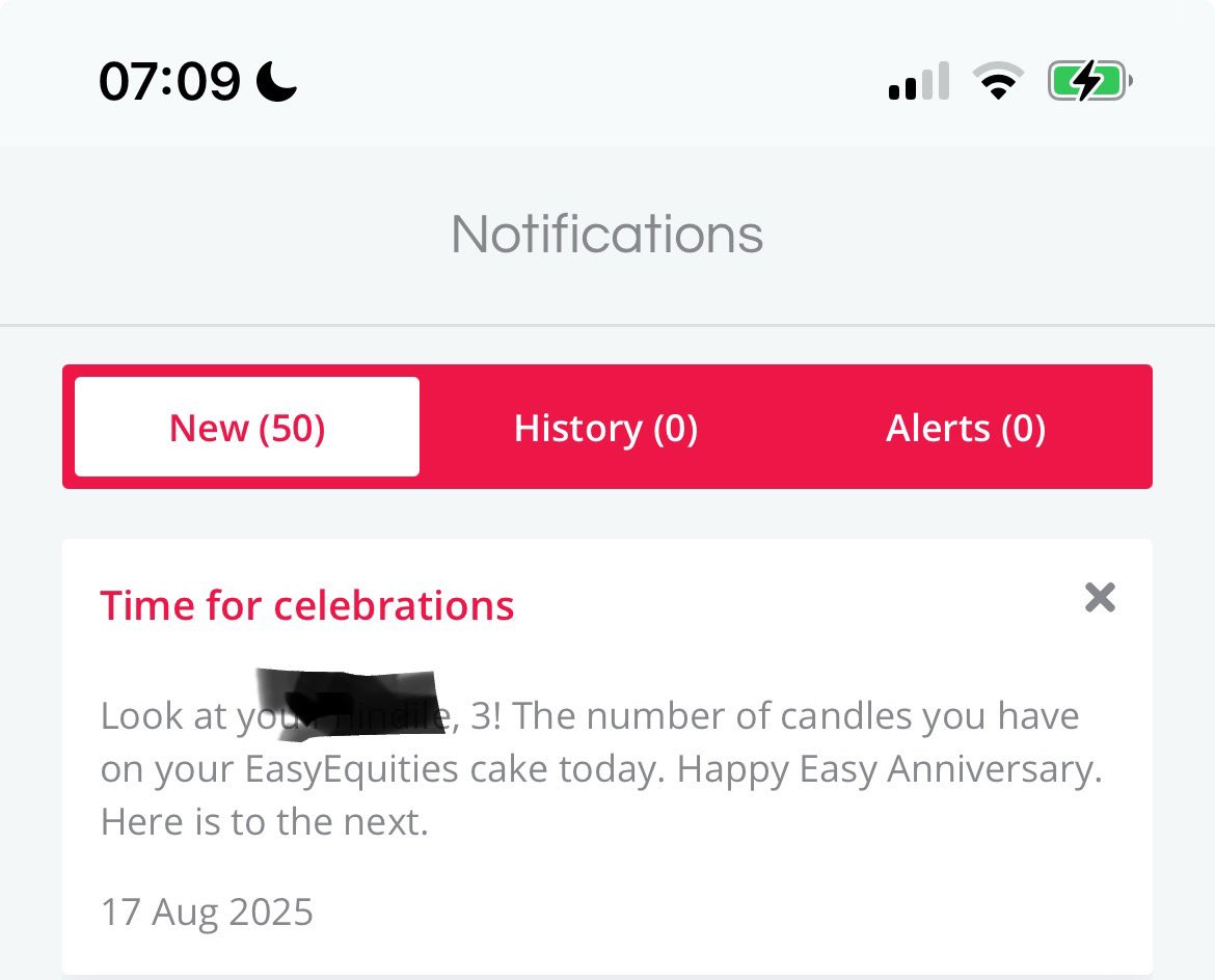 pthlela's tweet image. Got woken up by a notification 📣…a money💰 📣 🥳🥰 #3YearsIn Siyaquba 🙌🏽

It’s my @EasyEquities anniversary &amp;amp;all I gotta say is the focus and discipline it requires is worth it …in the green 📈 🥰🤌🏾🙌🏽&amp;amp; going strong 💪🏽 #Grateful #MoneyGoals #GrowingRichSlowly #MoneyIsImportant