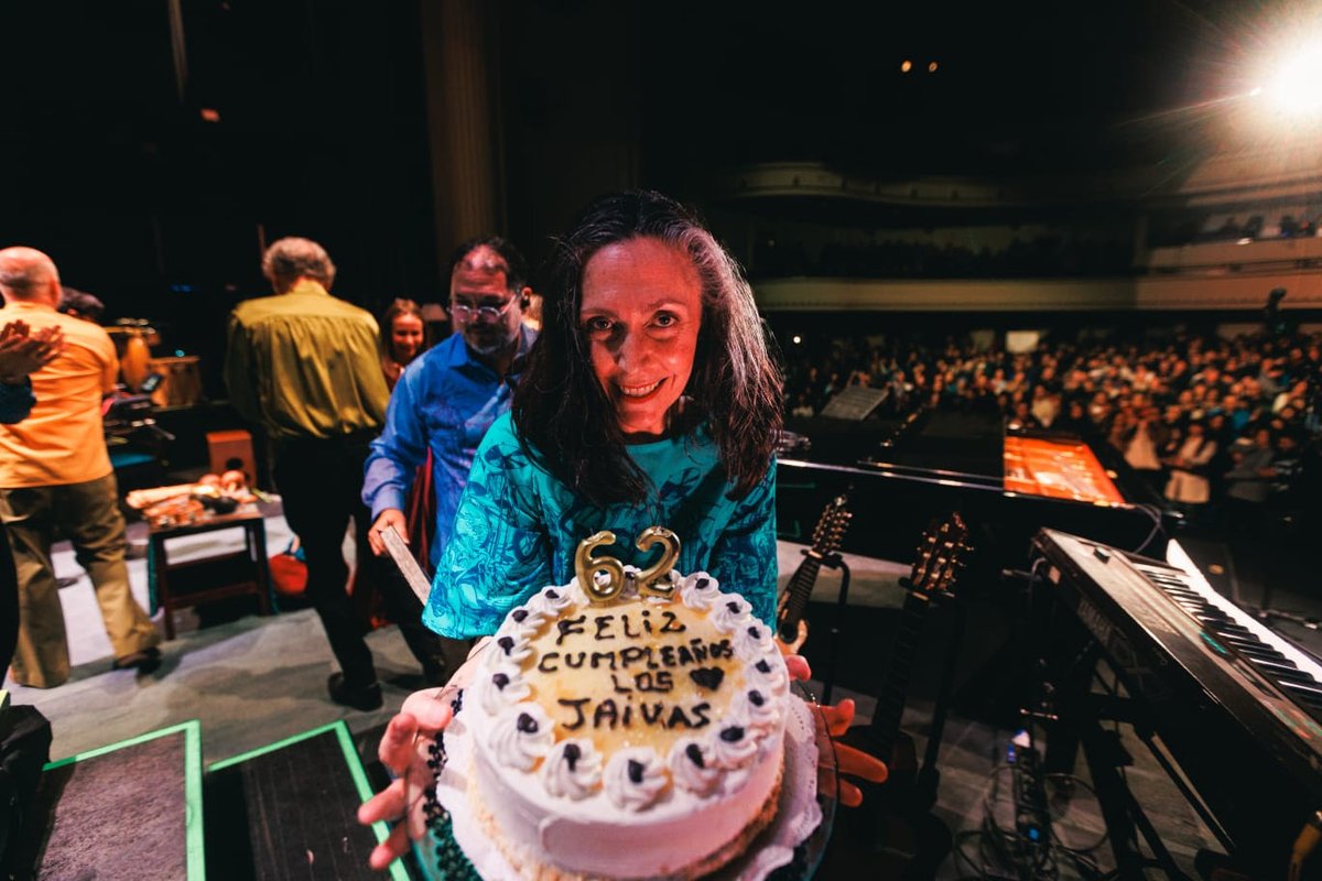 REVISTADELOSJAIVAS.COM / ¡FELIZ CUMPLEAÑOS!

“Los Jaivas siempre”: un aniversario 62 inolvidable celebrado en Viña del Mar​
revistadelosjaivas.com/los-jaivas-sie…