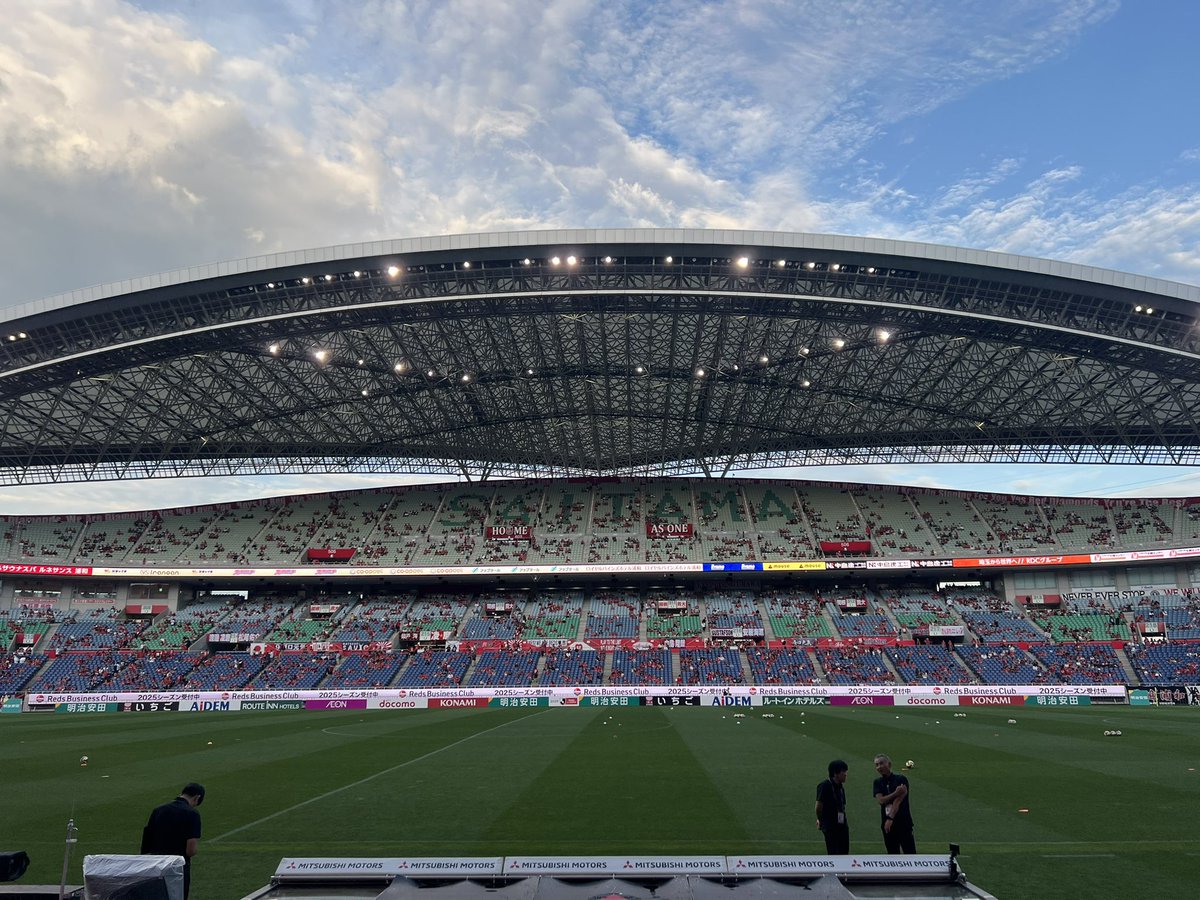 Sakulambooo_3's tweet photo. 今シーズン初埼スタ、
勝利で終わって大大大満足でした！！！！
隣で見ていたフロサポさんも楽しんでいただけたかなー？？
これから飛行機で帰ります✈️
また9月3日ねー(！？) https://t.co/Oaj3BTb9RZ