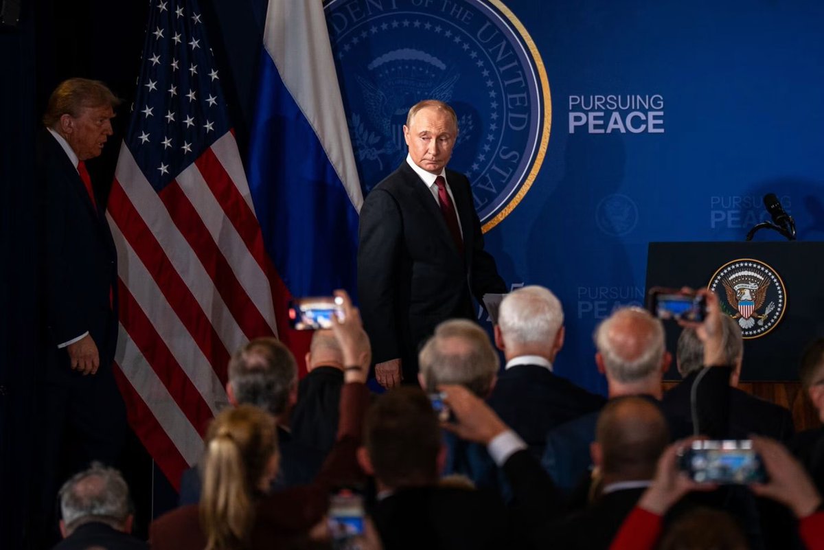 How Will the War in Ukraine End? Two Scenarios

Putin’s goals go beyond a land grab and aim at Ukraine’s capitulation. Kyiv and the West hope to draw a line.

By Marcus Walker - The Wall Street Journal 

The Trump-Putin summit in Alaska is over, and peace in Ukraine isn’t yet