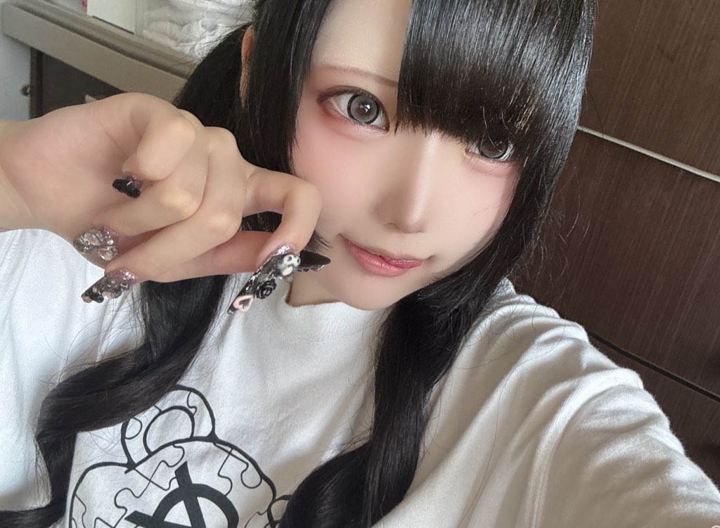 オレばかだし自撮り大好きだからフォルダが終わってんだ。