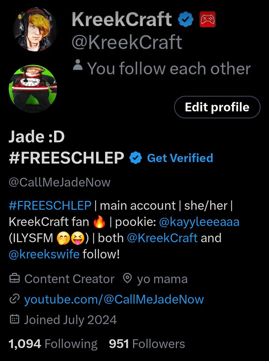 holy crap less than 50 followers til 1k 😭😭