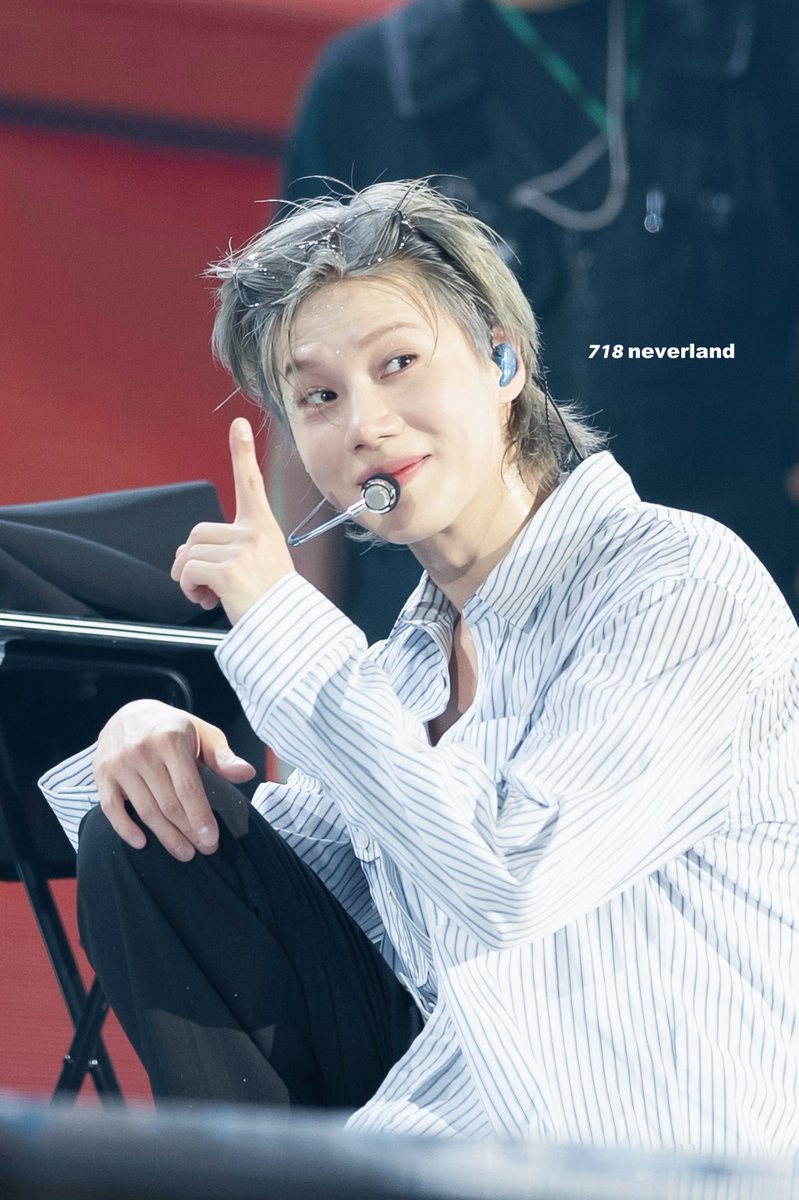 718neverland718's tweet photo. 250816 FANMEETING CLASS_MATE📷

☝🏻번 더 ㅎㅎ

#태민 #taemin #テミン #泰民 https://t.co/aWzmsKOkOe