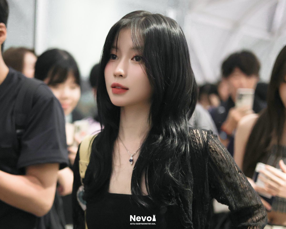 BABYMONSTER_AS's tweet photo. 🖤

 #아사 #ENAMIASA #ASA #榎並杏紗 https://t.co/DRYwWyM4TU