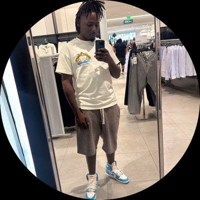 KFoolie4x's tweet image. #NewProfilePic