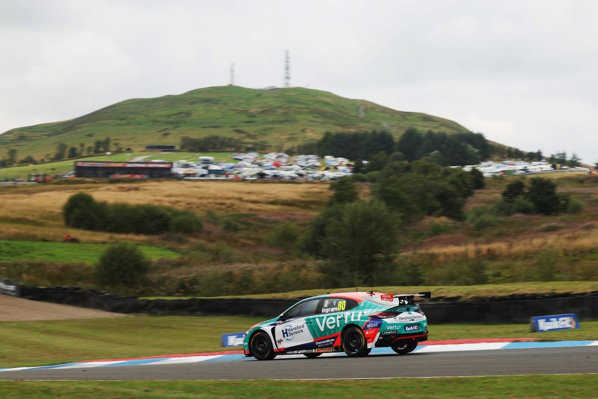 📍 <a href="/krcircuit/">Knockhill Circuit</a>        
   
🕒 Race 1: 11:25AM
🕒 Race 2: 2:35PM
🕒 Race 3: 5:25PM

Stream all the races live on ITV4, ITVX, or follow the live timings on TSL 📲

#EXCELR8Motorsport #TeamVERTU #BTCC #Knockhill