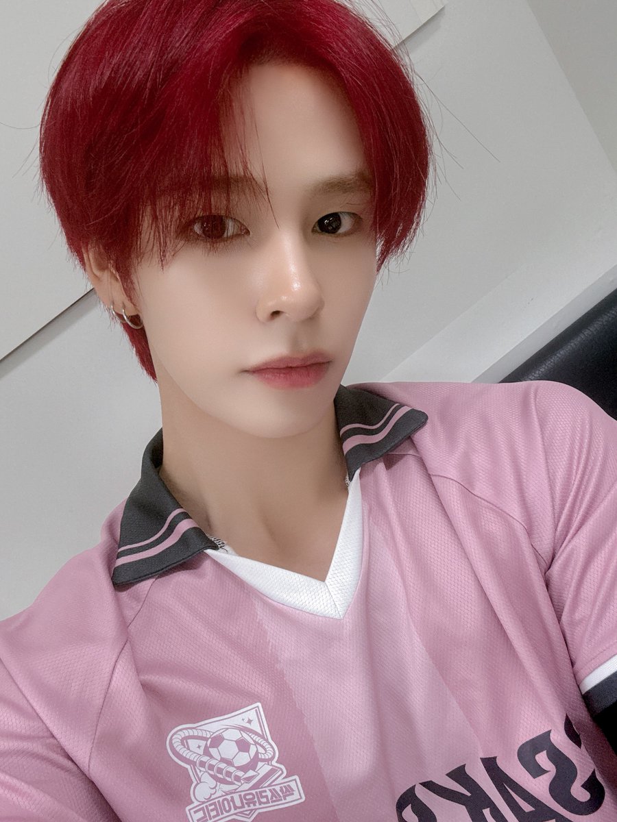 [📸] 250817
JTBC #뭉쳐야찬다4
⠀ 
#CRAVITY #크래비티
#세림 #SERIM
#DaretoCrave
#SETNETG0?! #SETNETGO #셋넷고