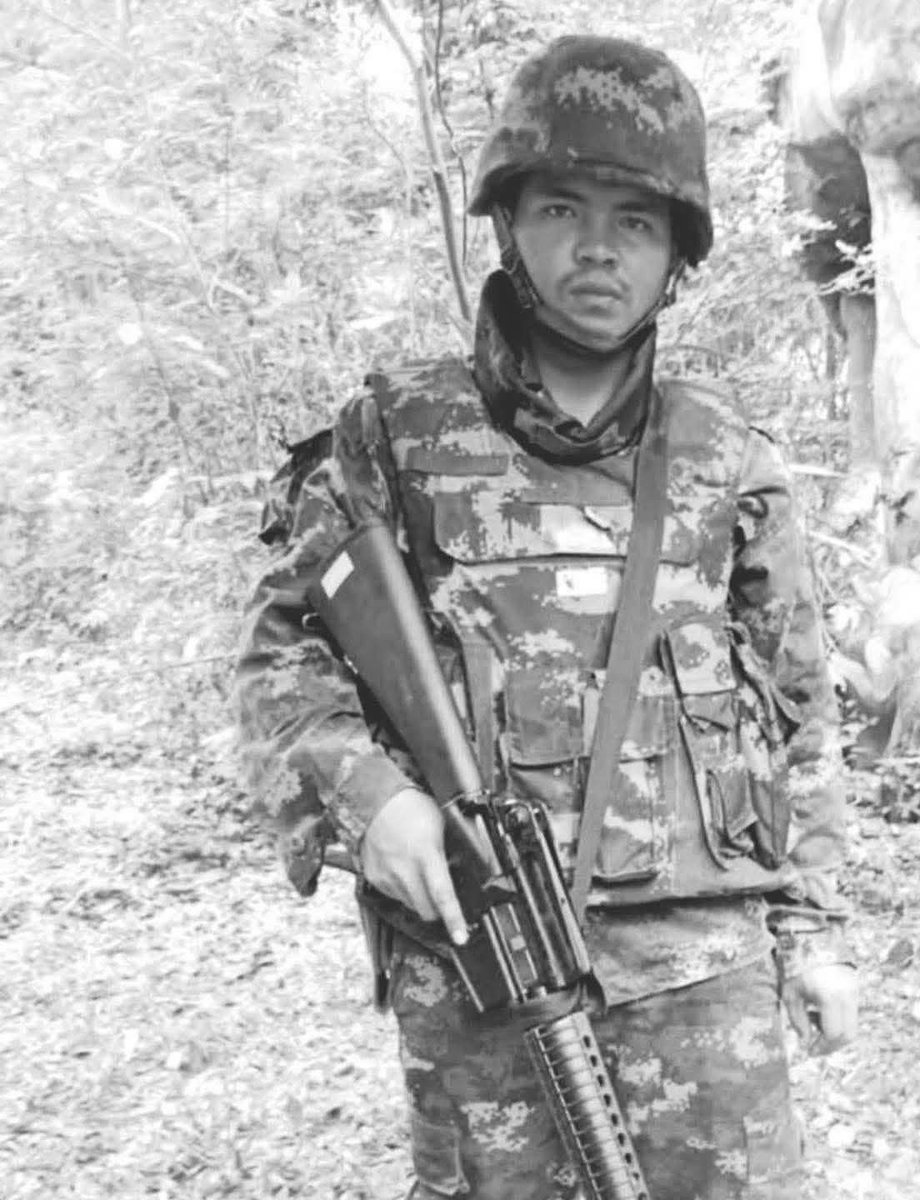 น้องไม่มีความผิด ถ้าเป็นผมไม่ทำให้แค่บาดเจ็บแน่ มึงได้ตายตั้งแต่บอกว่าทหารมีไว้ทำไมแล้ว
#ทหารมีไว้ปกป้องอธิปไตย 
#ทหารคลั่ง