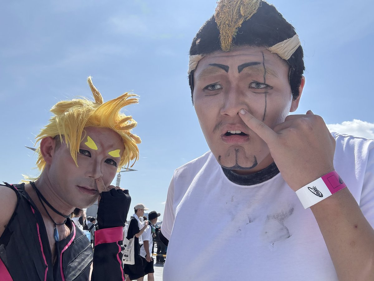遅くなりましたが、報告！
お買い物も終わったのでガーフで楽しく散策してます！
みんなクオリティたけぇ！！
最後まで東8ホール内でだべってます🫠
<a href="/left_recos/">れふと🩵🐢</a> れふとさん
<a href="/mea257555/">内藤メア</a> メアさん
<a href="/U92307357/">コマゴメ.ユウ</a> コマゴメさん

#C106_cos #C106コスプレ