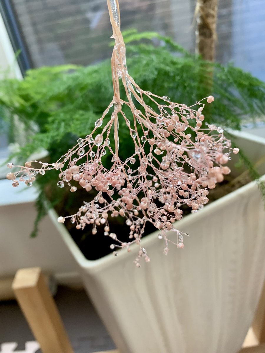 MinResin22828's tweet photo. DIY Dew Drop Earrings #shorts #resinart  #diy #アクセサリー #resin
https://t.co/0LCkx2E8Tp https://t.co/OKqsJEYgZZ