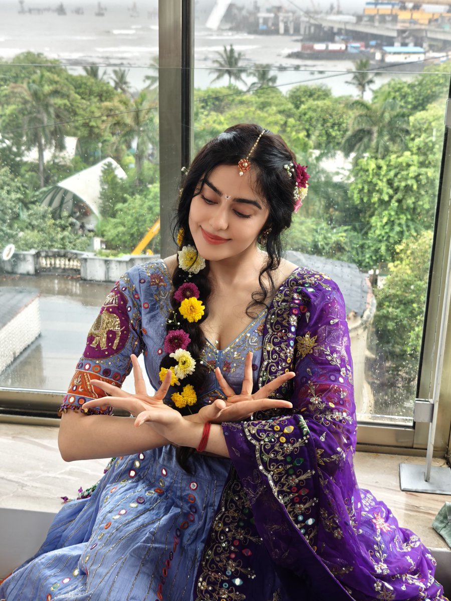 HiteshKumar2112's tweet photo. @adah_sharma Hey adah today was Sunday ..Can you Do #AskAdah Session ..all are waiting ..๐ฅบ https://t.co/dSJ3qRPX6r