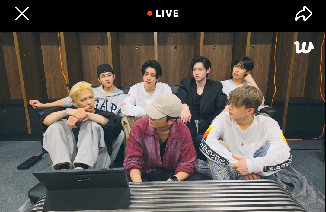 enhypen live ot7 ! 🫶🏻