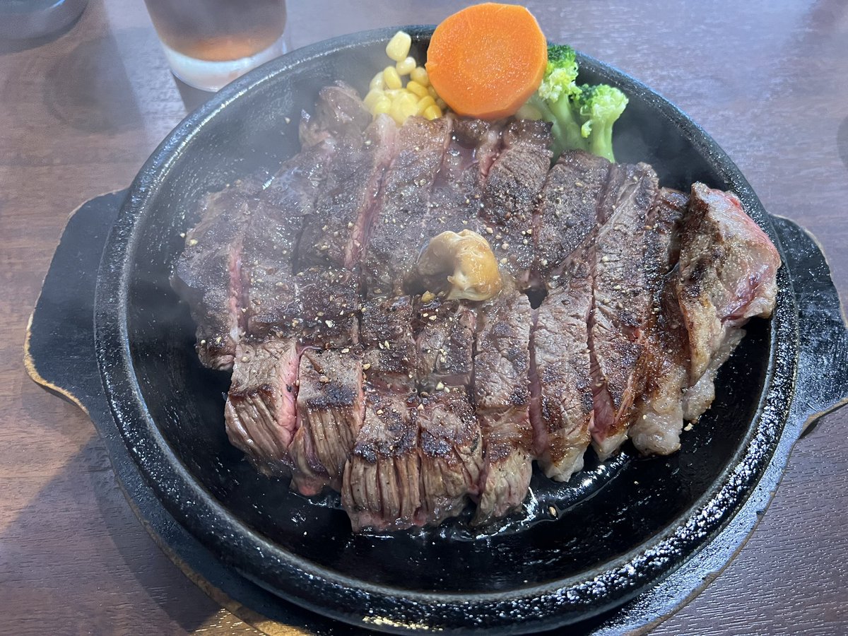 despairalf's tweet photo. 450gペロリや😋 https://t.co/uic16VznIE