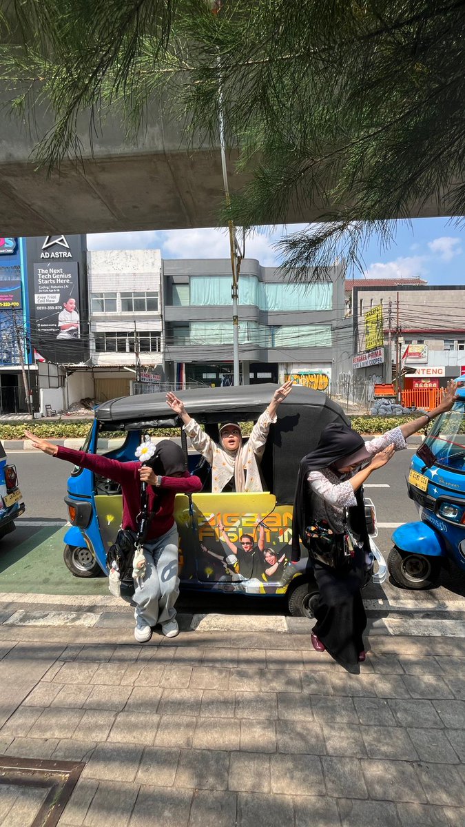 gdynasty_ID's tweet photo. G-DRAGON DAY 
Get ready !! Bajaj ready to convoy ~ 

#GDRAGON #GDRAGON_UEbermensch #kwonjiyong https://t.co/kP9OiHssYw